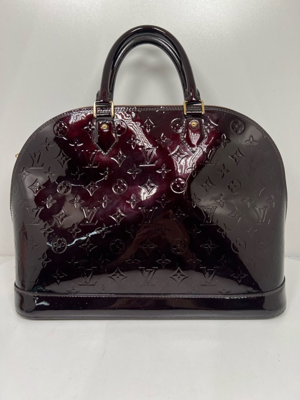 Authentic Louis Vuitton Alma GM